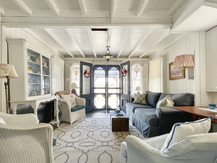 Homes for Sale in Martha's Vineyard — 8 Siloam Avenue, Oak Bluffs, MA